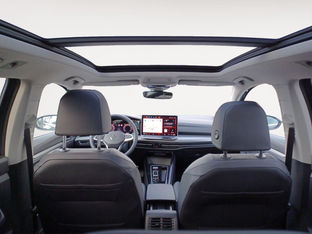 Fahrzeugabbildung Volkswagen Golf Variant 1.5 eTSI DSG Style Navi, AHZV uvm.