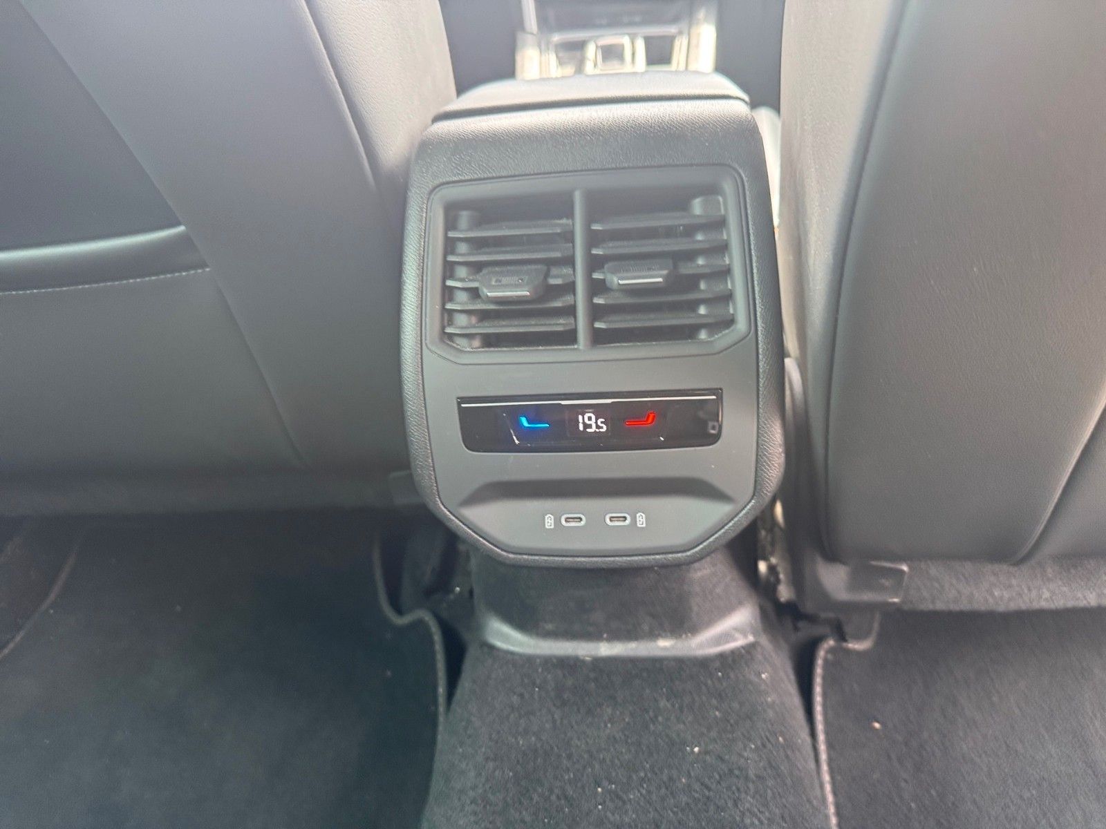 Fahrzeugabbildung CUPRA Leon 2.0 TSI