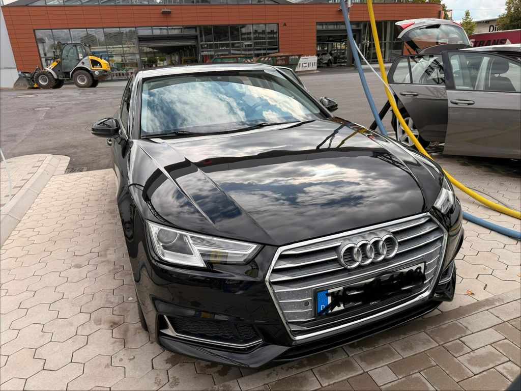 Image of Audi A4