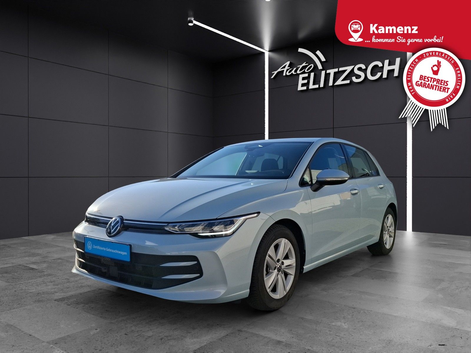 Fahrzeugabbildung Volkswagen Golf VIII TSI Life LED Navi AID ACC RFK HUD SHZ