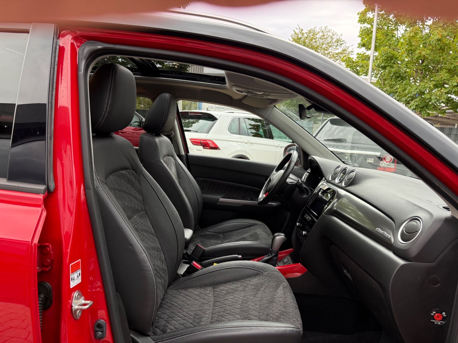 SUZUKI Vitara Vitara 1.4 S 4x4*Automatik*Kamera*Panorama*AHK*, Ansicht 19