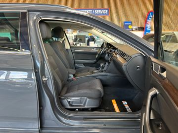 Volkswagen BMTStart-Stopp *AHK*Sitzh.*Pano*ACC*