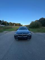 BMW 520d A - - BMW 520 mit Diesel-Antrieb: Limousine