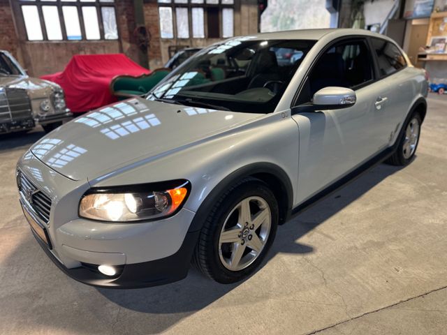 Volvo C30 2.0 D Momentum Diesel Coupé Tüv neu