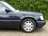 Mercedes-Benz W124 E320 T-Modell - Mercedes-Benz: T Modell W124