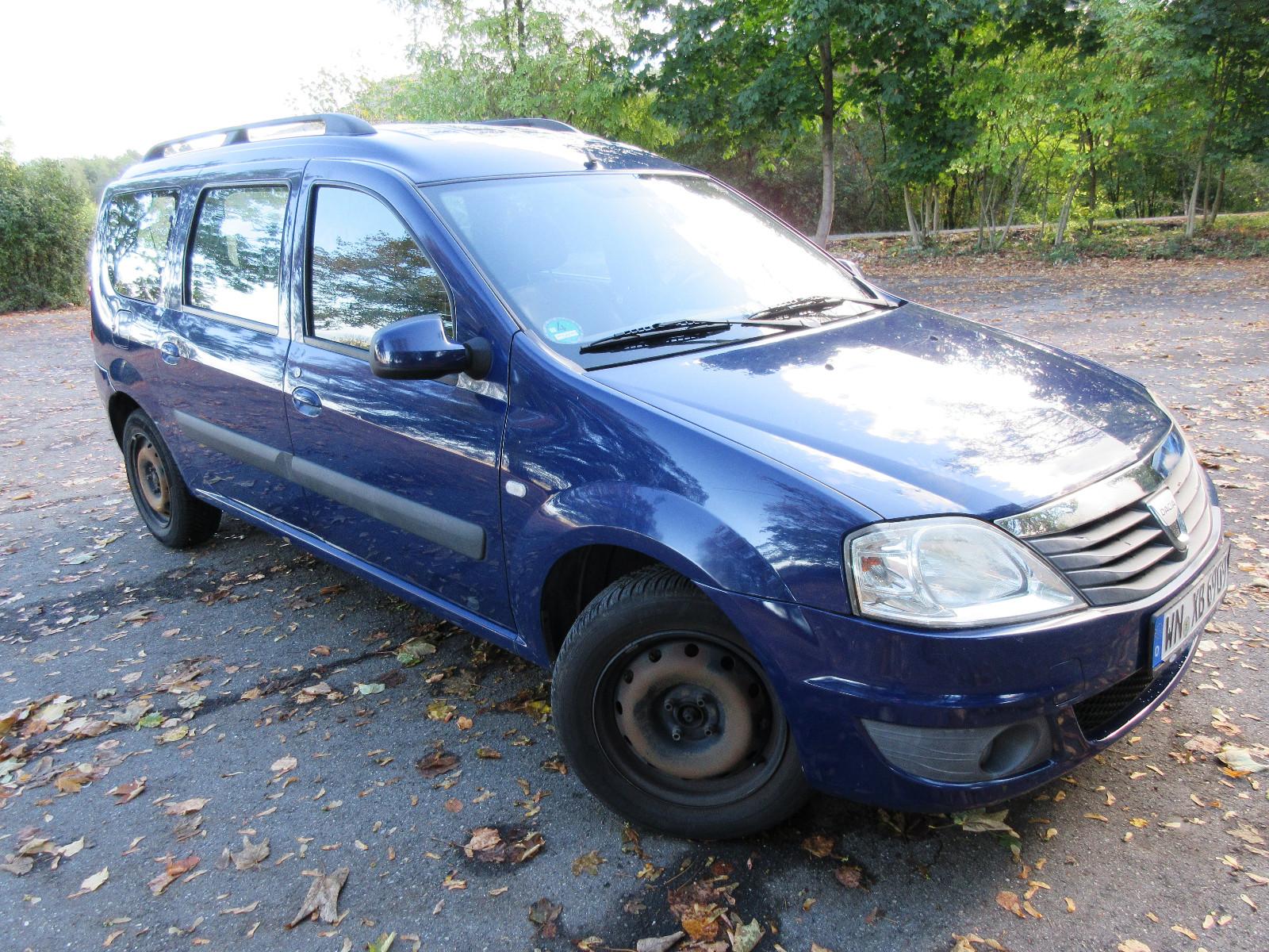 Dacia Logan 2009 — rear view