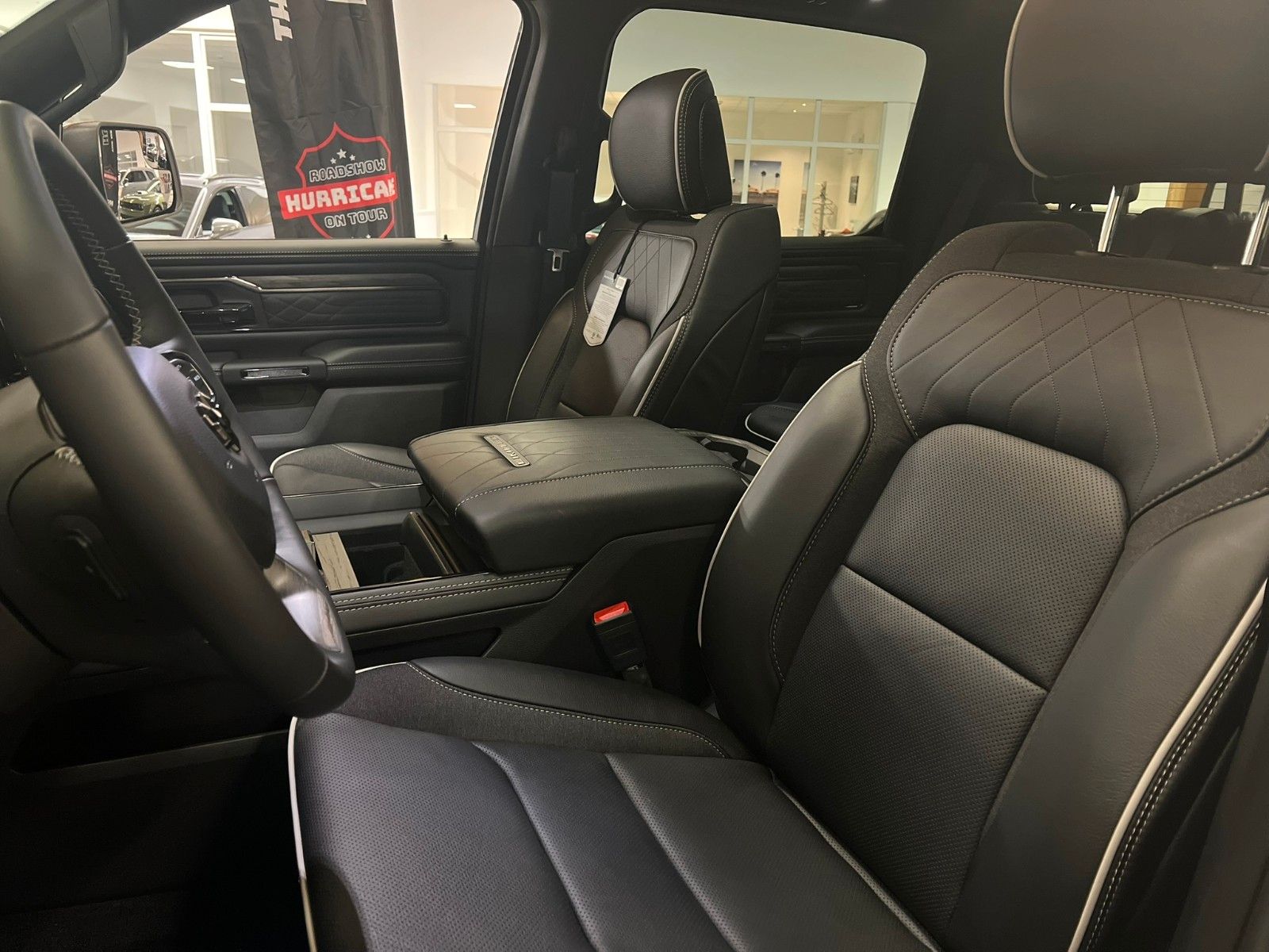 Fahrzeugabbildung Dodge RAM 1500 Limited Night  H/O 3.0L MY25