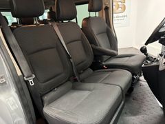 OPEL Vivaro B Combi+ L1H1 *9 SITZE*NAVI*KAMERA*AHK* OPEL Vivaro B Combi+ L1H1 *9 SITZE*NAVI*KAMERA*AHK*