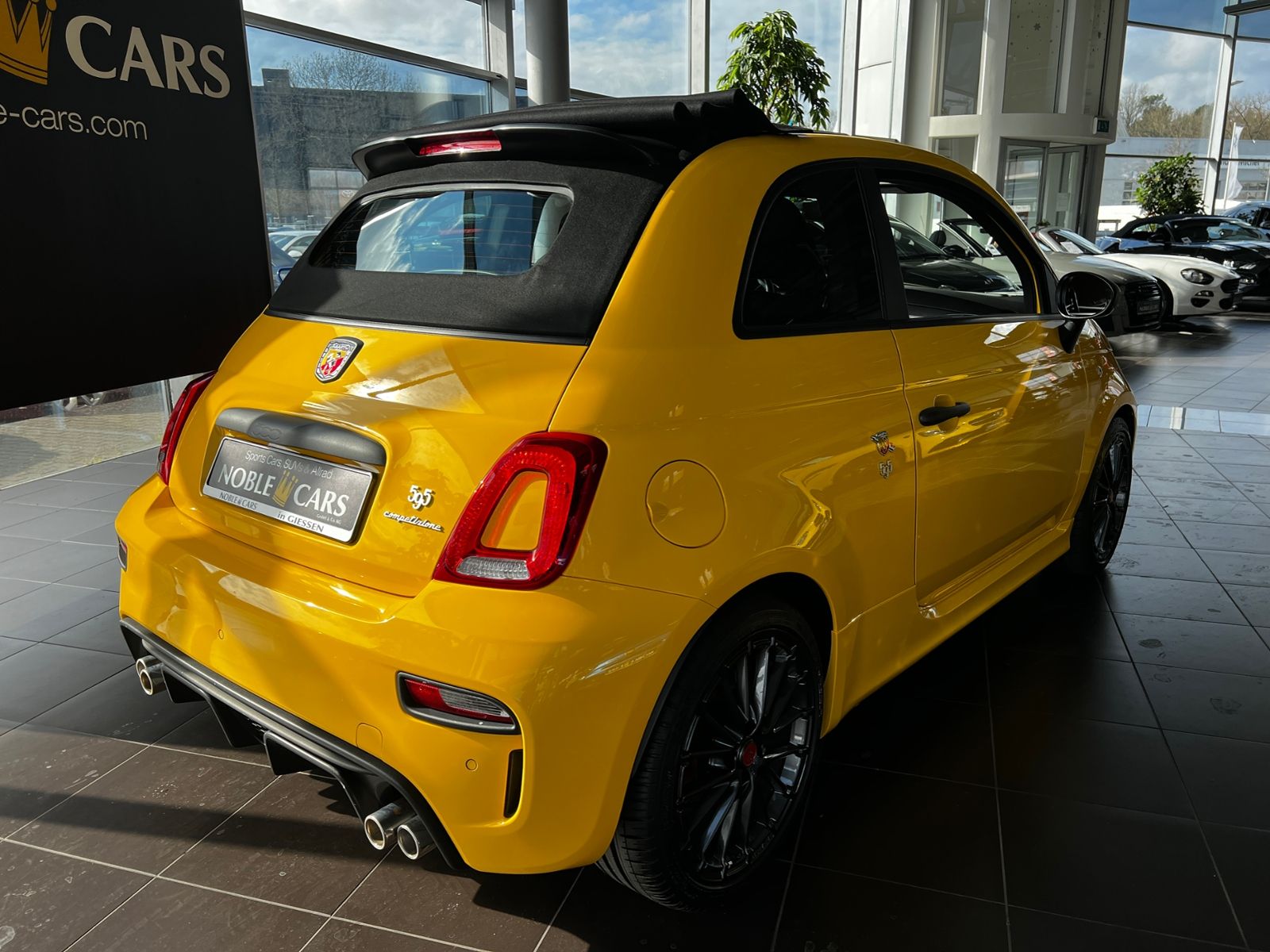 Fahrzeugabbildung Abarth 595C  Competizione XENON NAVI ALU