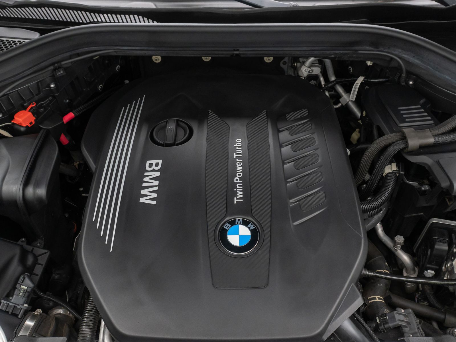 Fahrzeugabbildung BMW X3 xD30d Kamera HUD HiFi DisplKey Komfort 20Zoll