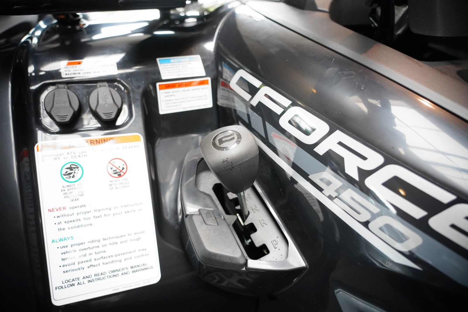 Fahrzeugabbildung CFMOTO CForce 450S 4j Gar Zubehör Paket + Preisnachlass