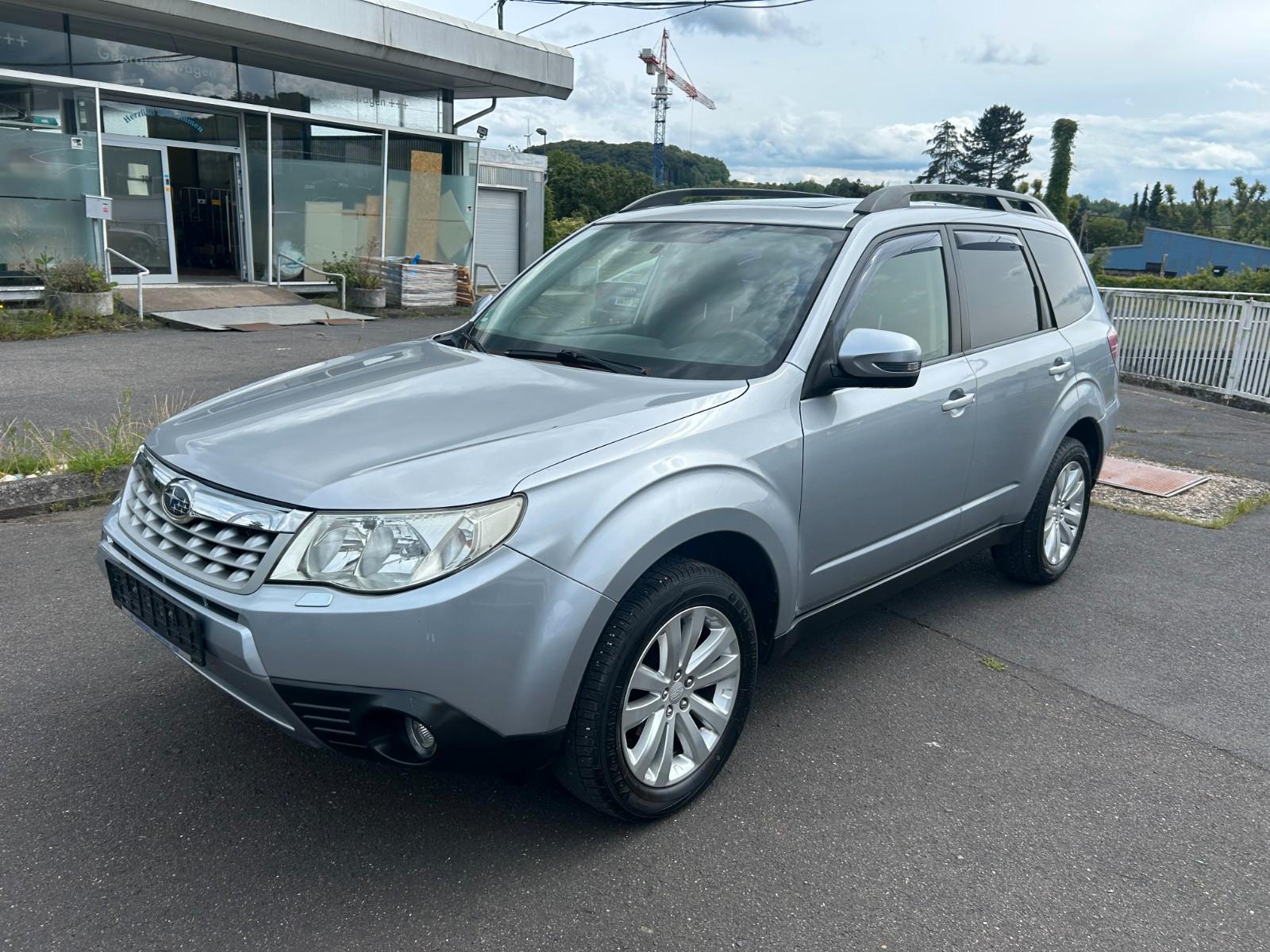 Subaru Forester Comfort / Klima / Xenon / Pano-Dach/4x4