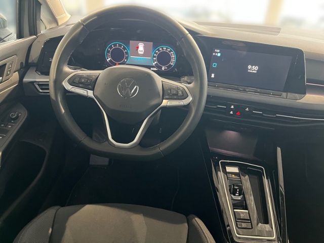 Fahrzeugabbildung Volkswagen Golf Variant VIII 2.0 TSI DSG STYLE PANO STHZG L