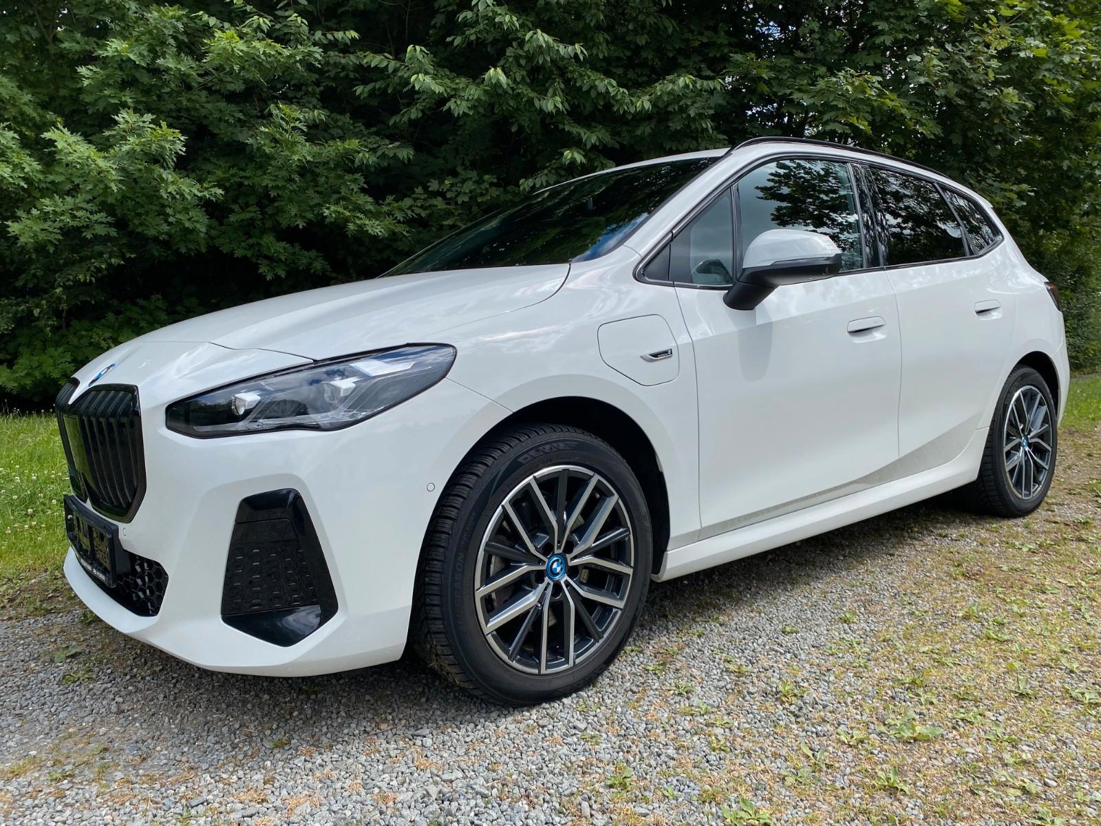 BMW 230e Active Tourer xDrive M Sport*HUD*360°*LED