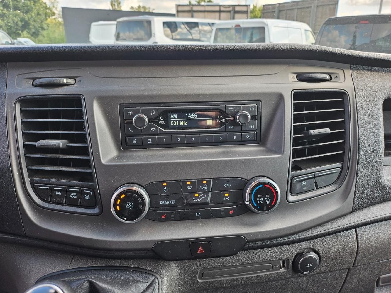 Fahrzeugabbildung Ford Transit Custom Kasten 300 L1
