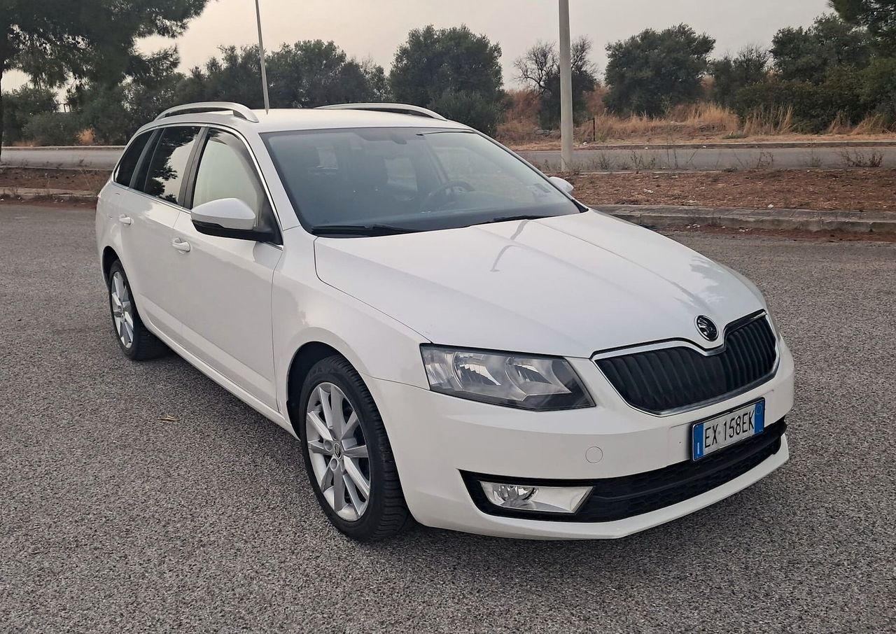 Skoda Octavia 1.6 TDI CR 105 CV DSG Wagon Ambiti