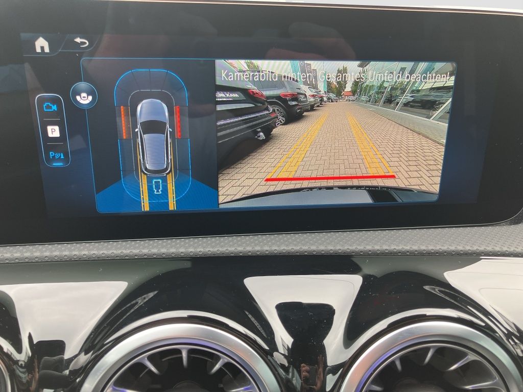Fahrzeugabbildung Mercedes-Benz A 200 AMG*NIGHT*PANO*MULTIB LED*TOTW*KEYL*19ZOLL