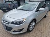 Opel Astra J Lim. 5-trg. 150 Jahre Opel - Opel Astra mit Benzin-Antrieb: 150 Jahre