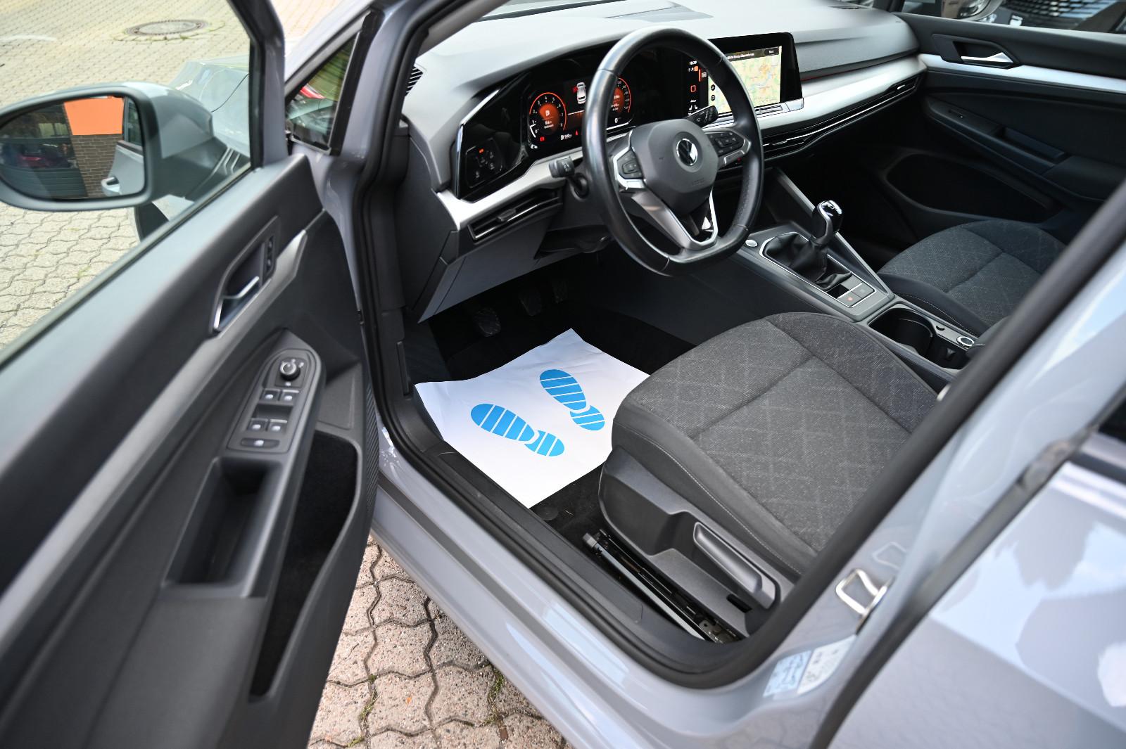 Volkswagen Golf VIII Lim. 1.5 TSI Life Navi LED PDC CarPlay, миниатюра 17