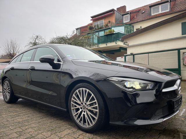 Mercedes-Benz CLA 200 Shooting Brake