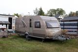 Bürstner Averso Top Wohnwagen mit Vorzelt - Separate Dusche Wohnwagen Mit