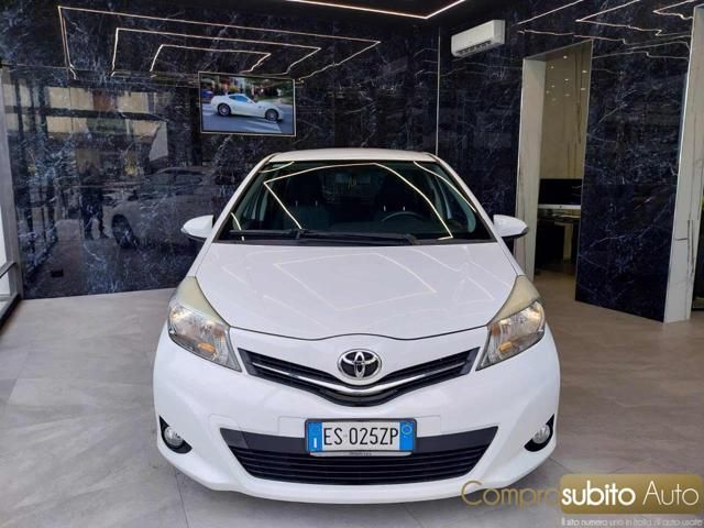 Toyota TOYOTA Yaris 1.0 5 porte Lounge ( Garanzia 12 Me