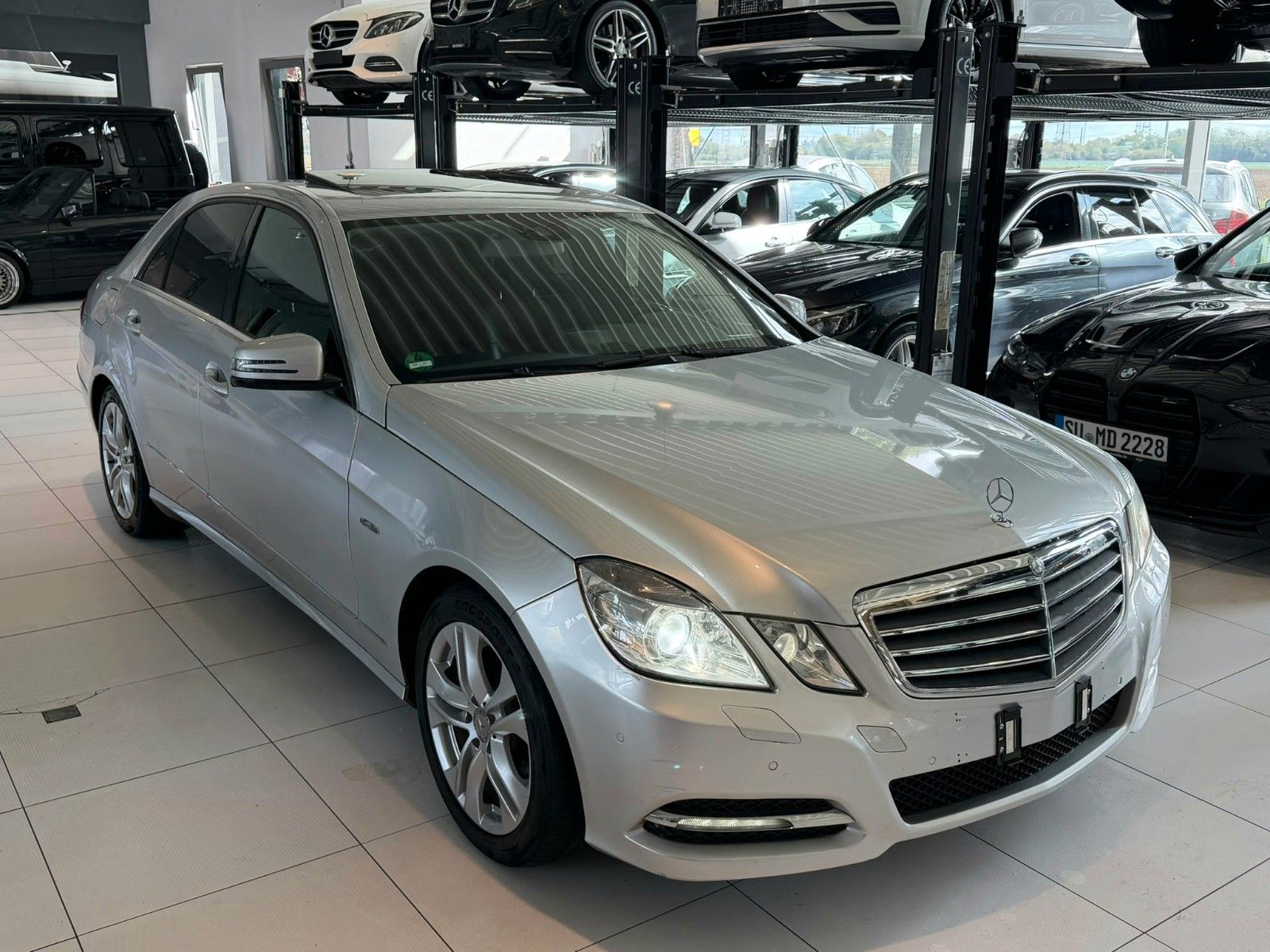 Mercedes Mercedes-Benz E 350 CDI"AVANTGARDE"NAVI/LEDER/XENO