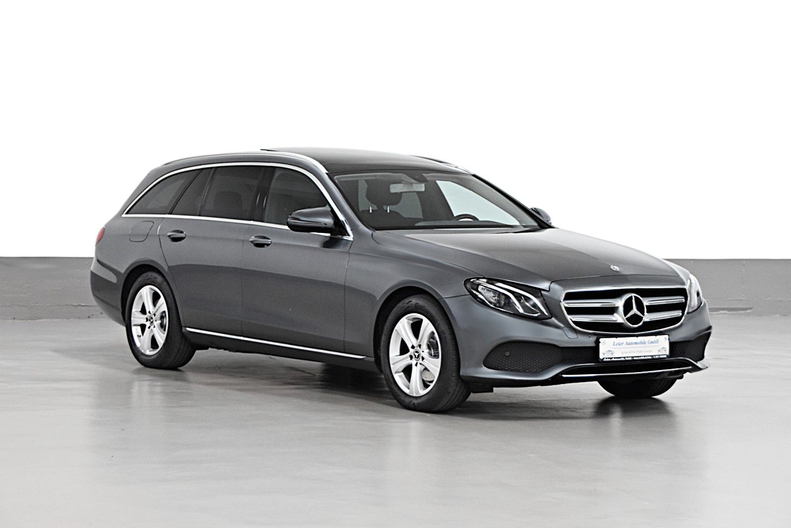MERCEDES-BENZ E 220 D T AVANTGARDE *FINANZIERUNG MÖGLICH*