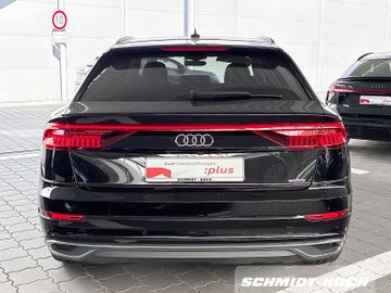 Audi Q8 - 7