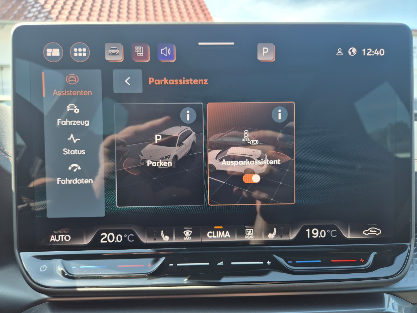 Fahrzeugabbildung CUPRA Leon 1.5 eTSI PANO*DCC*MATRIX*DINAMICA*AHK*5JG.