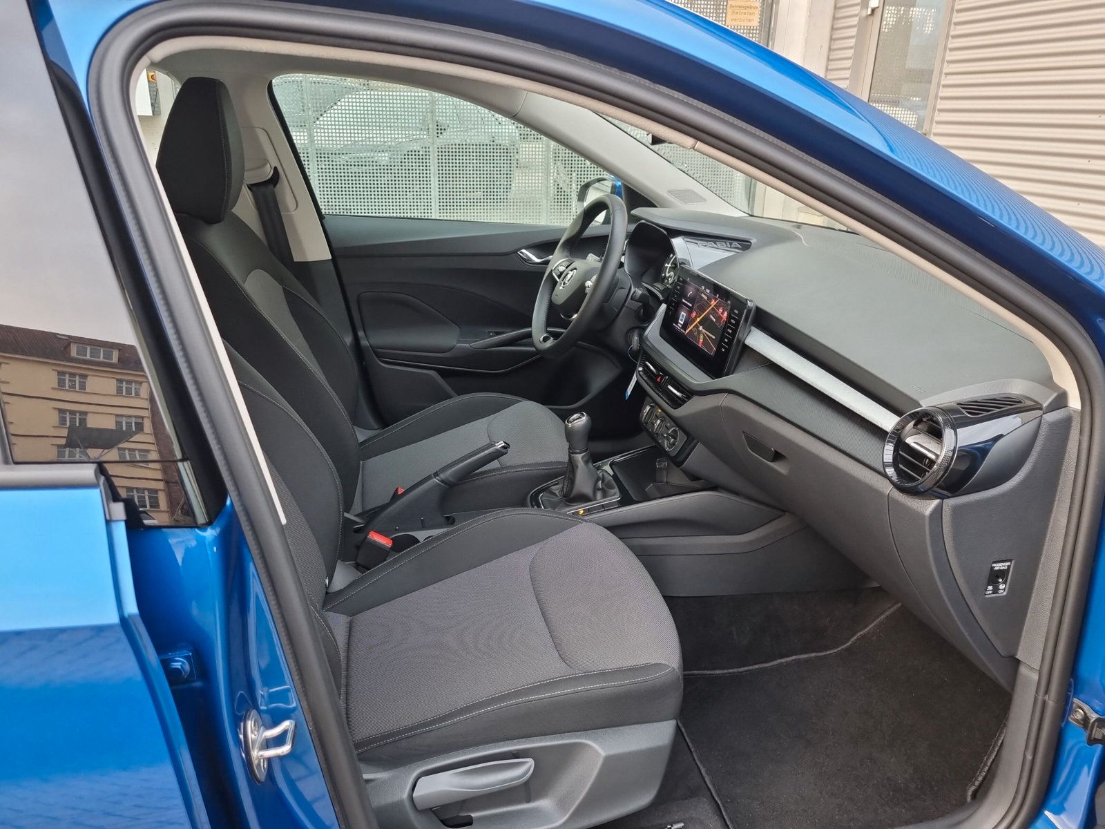 Fahrzeugabbildung SKODA Fabia 1.0 TSI Ambition LED KLIMA SHZ