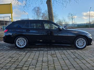BMW 320 - 4