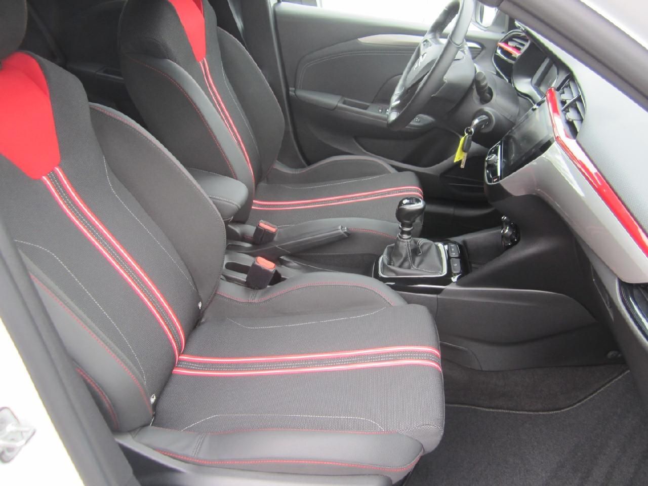 Fahrzeugabbildung Opel Corsa F GS Line