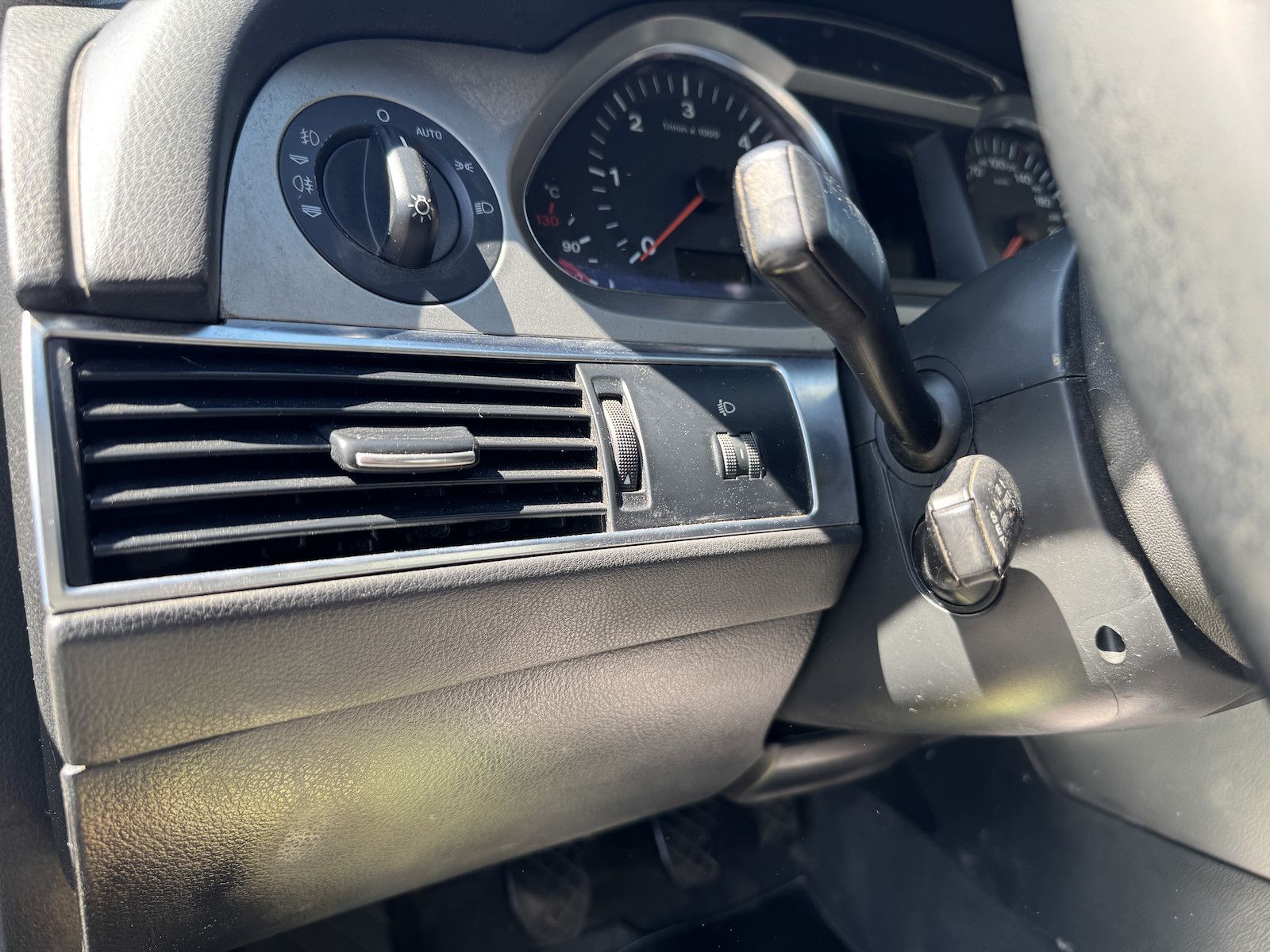 Fahrzeugabbildung Audi A6 2.0 TDI AhK /Navi/ Temp/ Sitzheiz