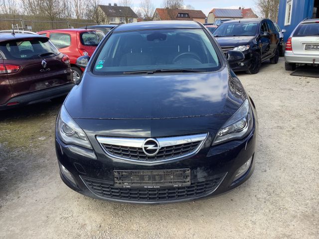 Opel Astra 1.7 CDTI INNOVATION 92kW