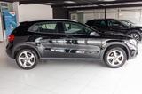 Mercedes-Benz GLA 200 - Mercedes-Benz: Schwarz