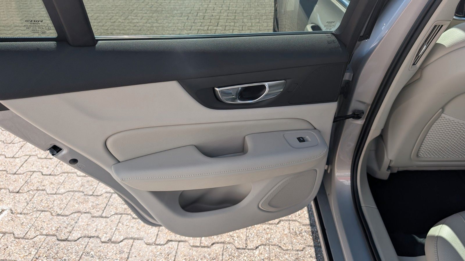 Fahrzeugabbildung Volvo V60 T8 Plug-in Hybrid | AHK | ACC | Kamera