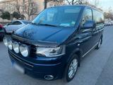 Volkswagen VW Multivan T5 - Volkswagen LT aus 2012
