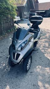 Piaggio MP3 250i - PIAGGIO MP3 250