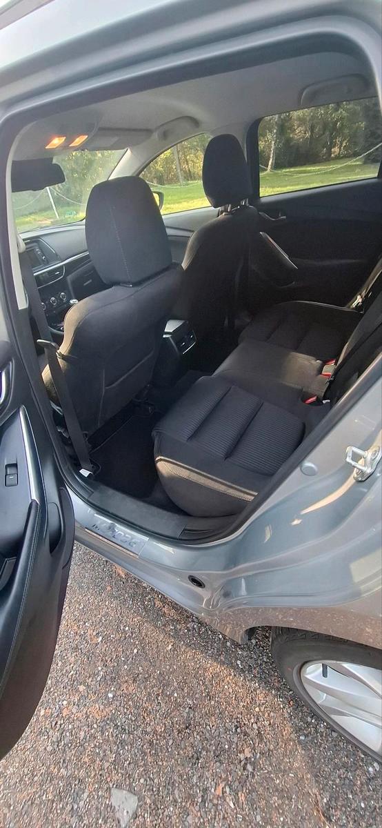 Mazda 5 2013 — photo 10