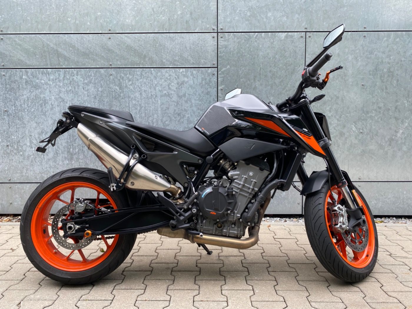 Fahrzeugabbildung KTM 790 Duke Techpack