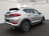 Hyundai Tucson Style 4WD Pano AHK RFK PDC - Hyundai TUCSON: Style