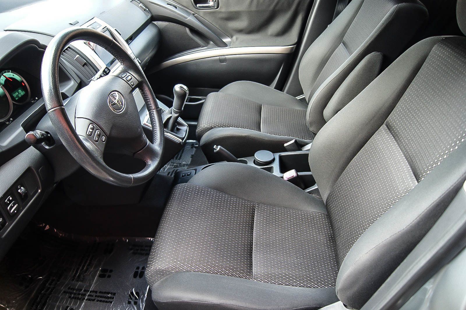 Fahrzeugabbildung Toyota Corolla Verso 1.8 Team 7-SITZER FAMILIENBESITZ