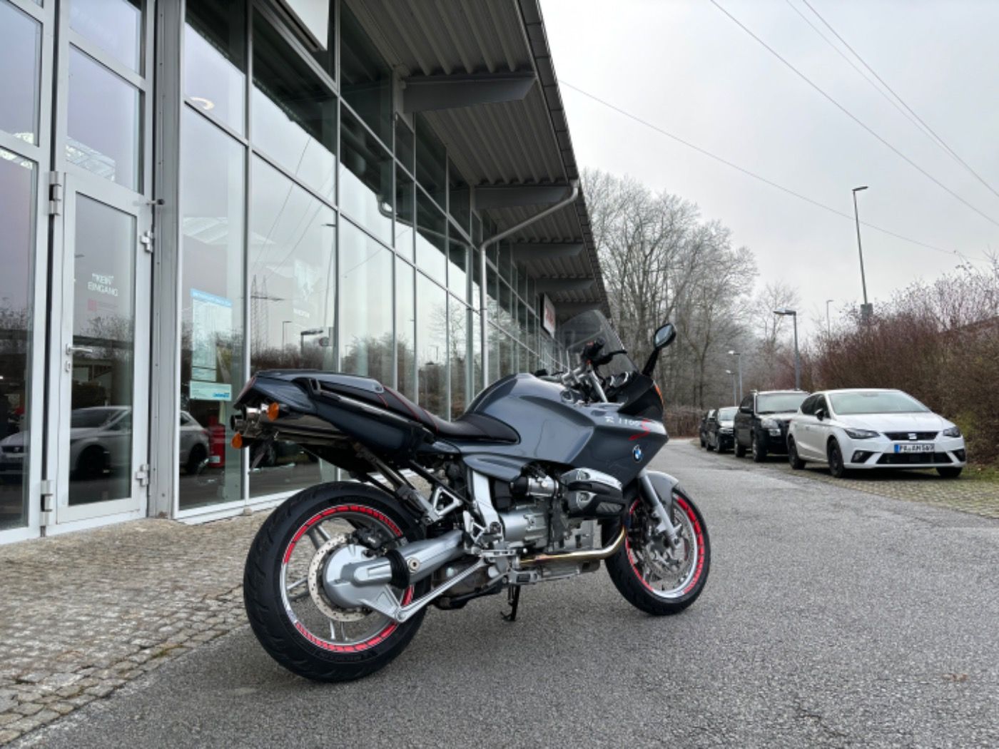 Fahrzeugabbildung BMW R 1100 S Stahlflex sehr gepflegt