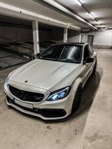Mercedes-Benz Mercedes-AMG C63s /Diamantweiß/Liebhaberzustand - Mercedes-Benz C 63 AMG in Hannover
