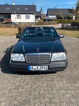 Mercedes-Benz  Cabriolet Oldtimer E 220  TÜV Neu - Oldtimer: bis 20000 €