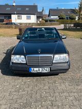 Mercedes-Benz  Cabriolet Oldtimer E 220  TÜV Neu - Mercedes-Benz E 220 Oldtimer