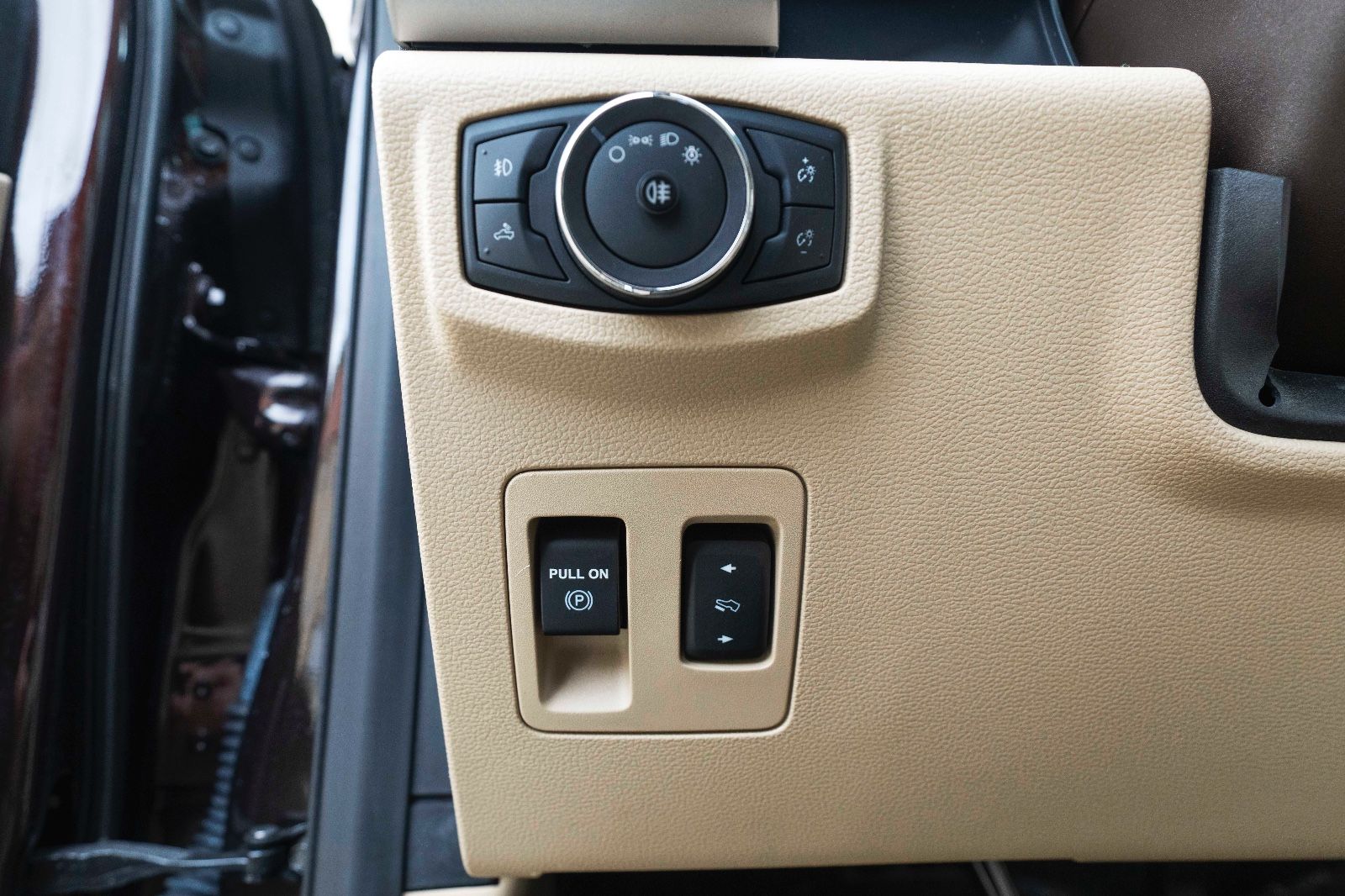 Fahrzeugabbildung Ford F 150 LARIAT 5.0L B&O AHK TOTW 360° PANO SHZ/K