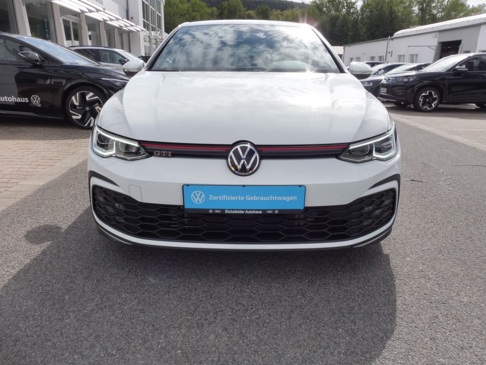 Volkswagen Golf VIII 2.0 TSI 7DSG GTI foto 4