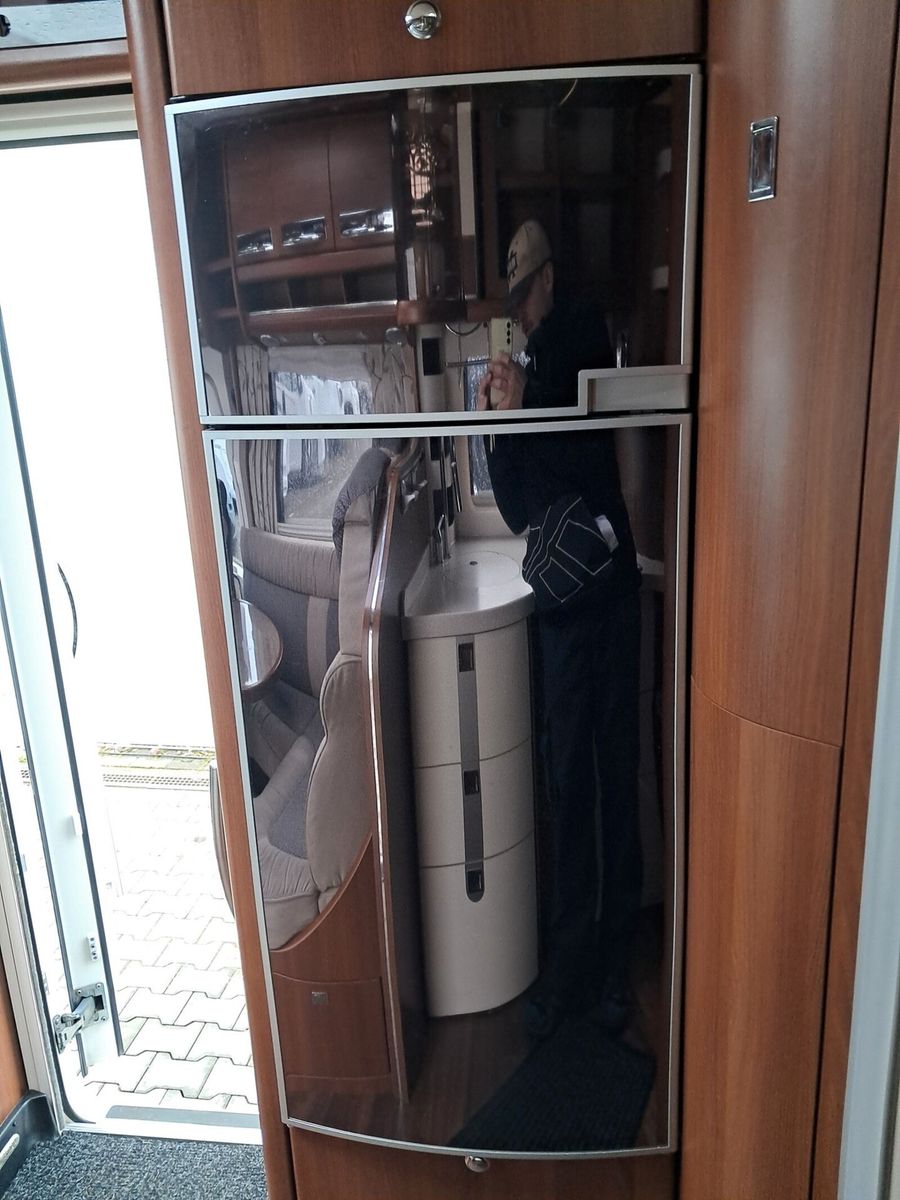 Fahrzeugabbildung Carthago chic e-line I 50 Yachting Solar, TV, Luftfederun